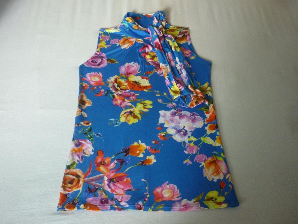Gebloemde Shirt met Kraag met Strik Punto, Kleding | Dames, Blauw, Nieuw, Ophalen of Verzenden, Punto