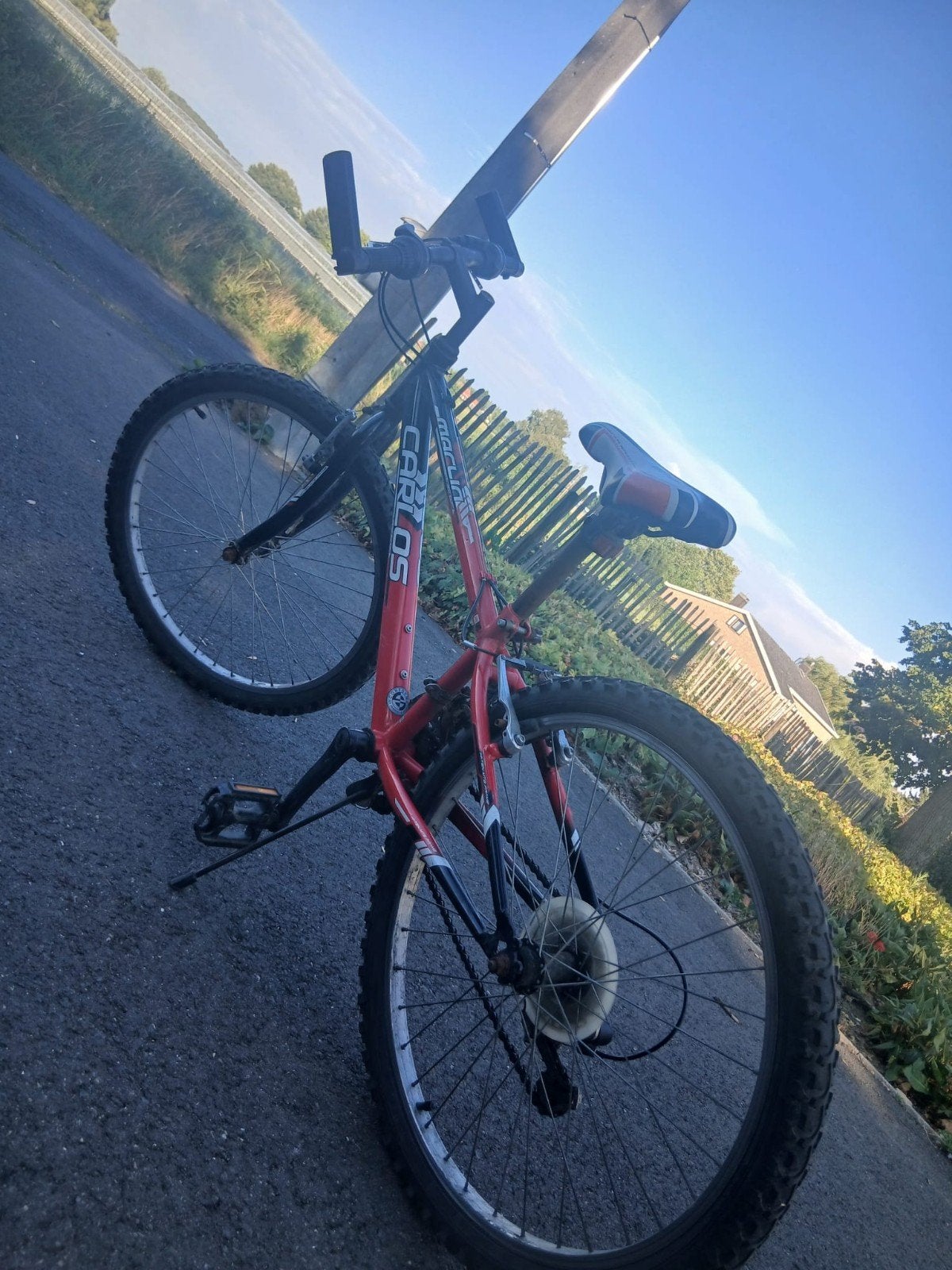 crossfiets carlos merlin 10 jaar, Fietsen en Brommers, Fietsen | Kinderfietsjes, Ophalen, Gebruikt, Carlos