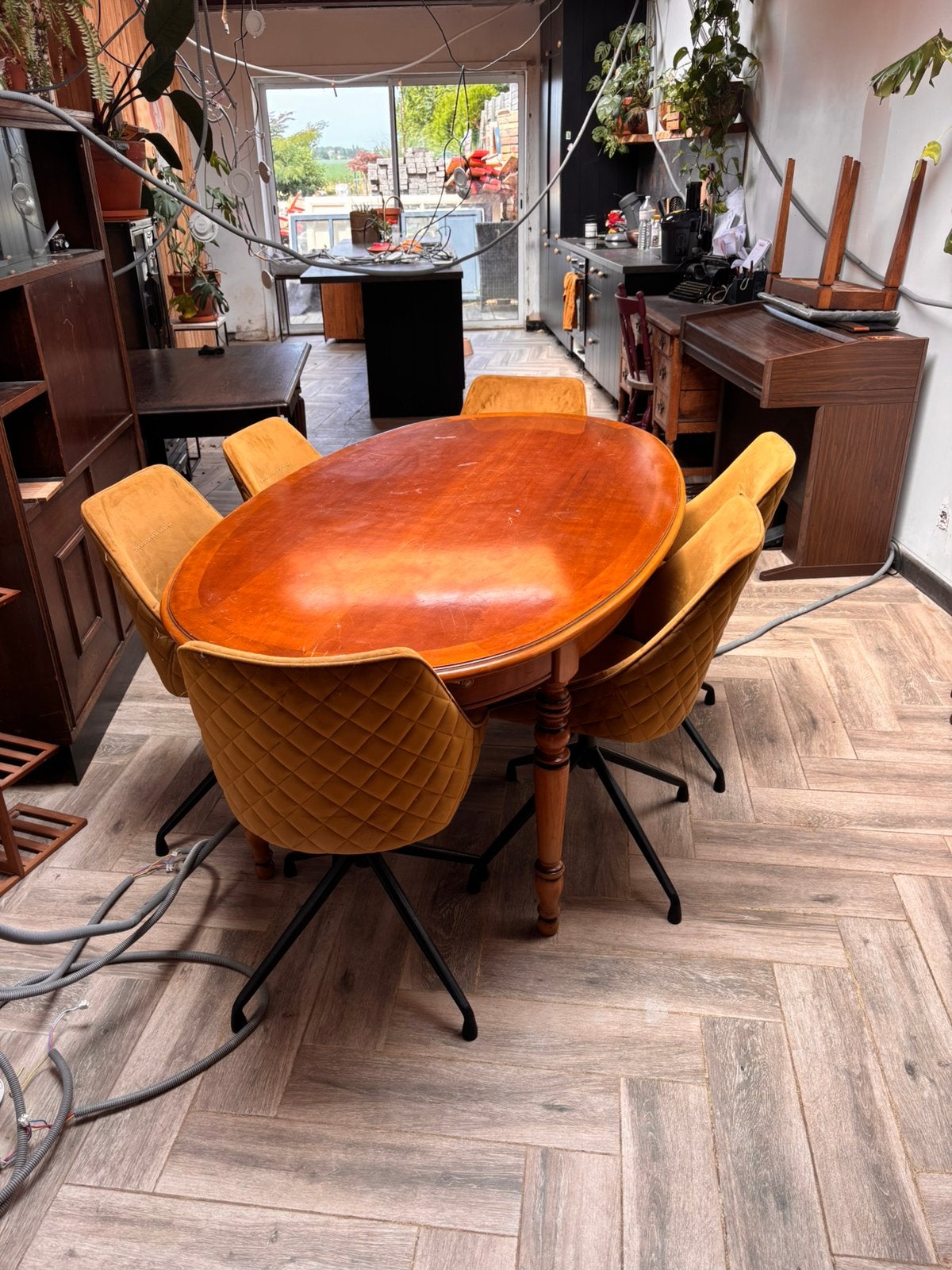 6 mosterd gele draai stoelen, Ophalen, Zo goed als nieuw
