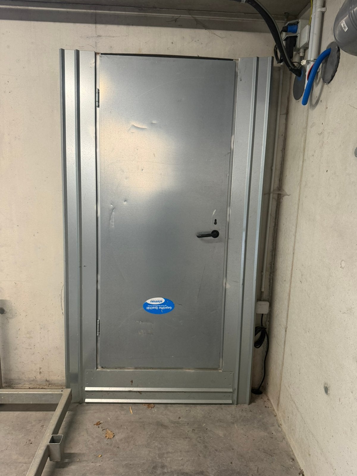 Werfdeur, Ophalen, Gebruikt, Metaal