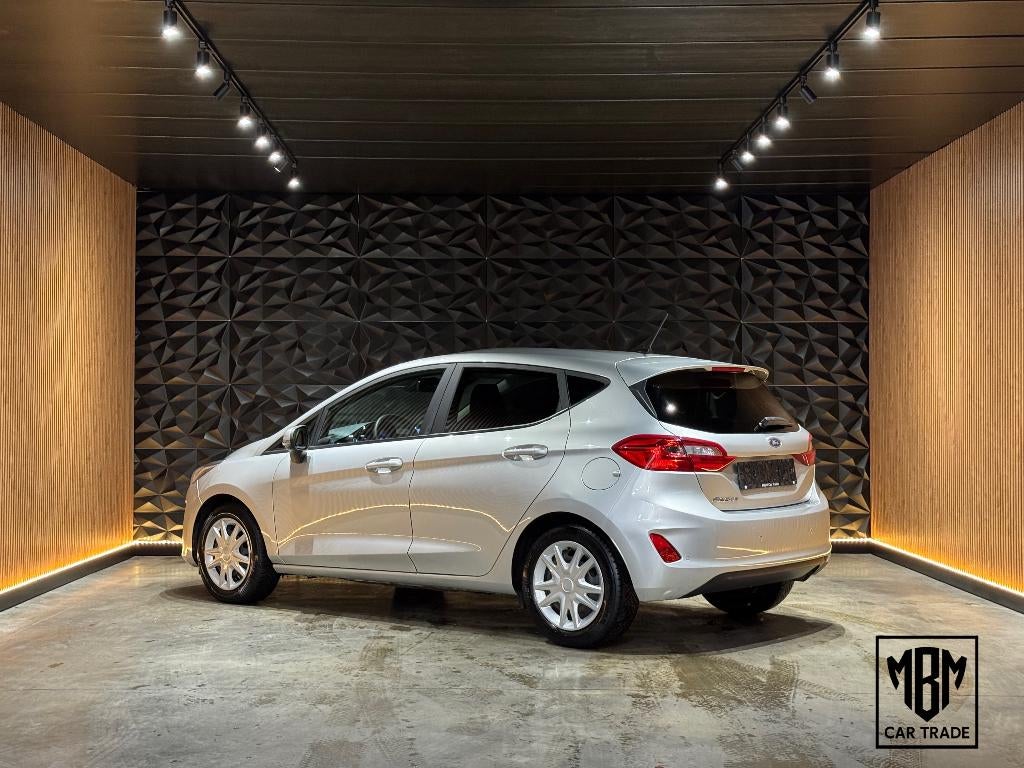 ✅ Ford Fiesta  1.1i GARANTIE 1.Eig LaneAssist Parksens Airco, Argent ou Gris, Achat, Entreprise, Noir