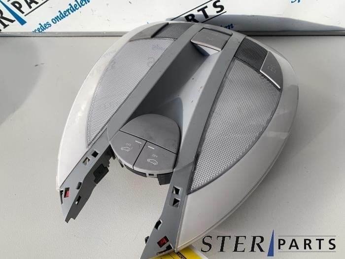 Eclairage intérieur avant d'un Mercedes E-Klasse, 3 mois de garantie, Utilisé, -, -