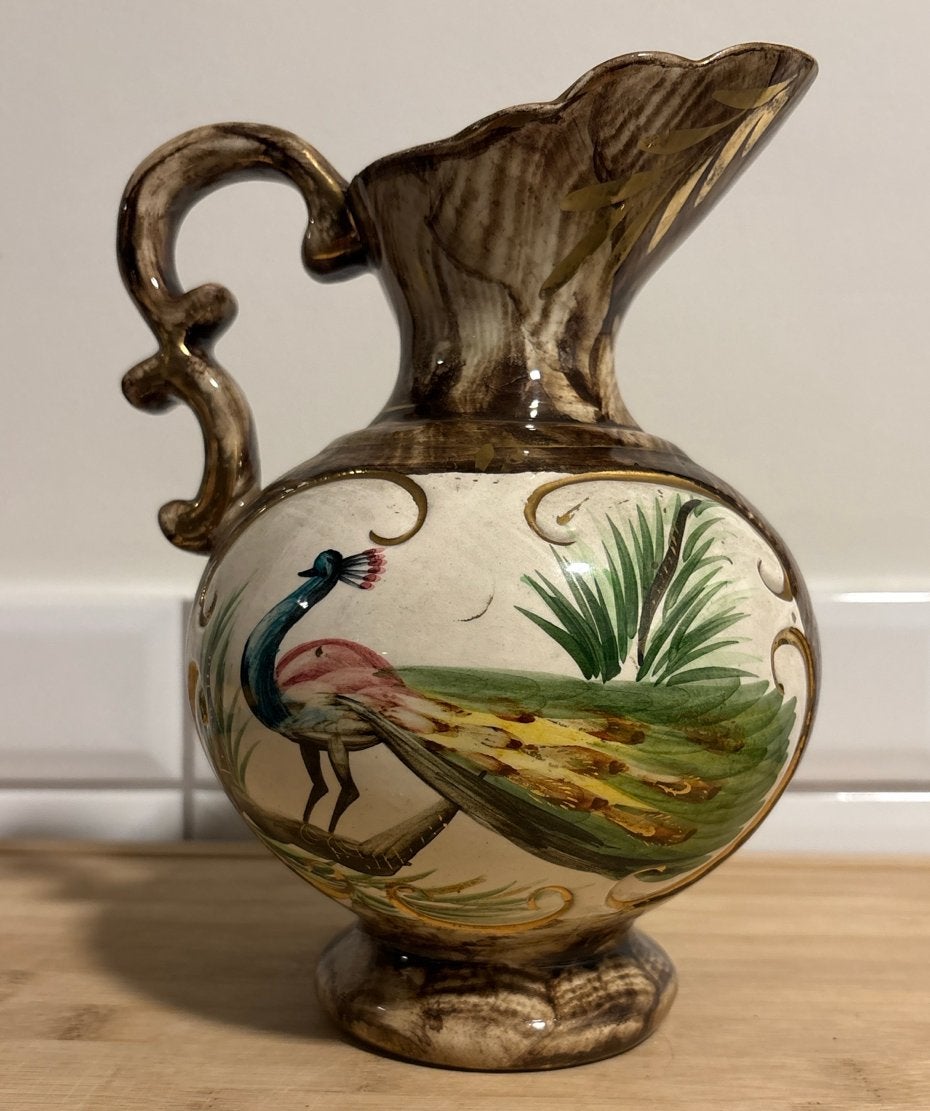 Prachtige vintage handbeschilderd keramische kan – pauwdecor, Ophalen