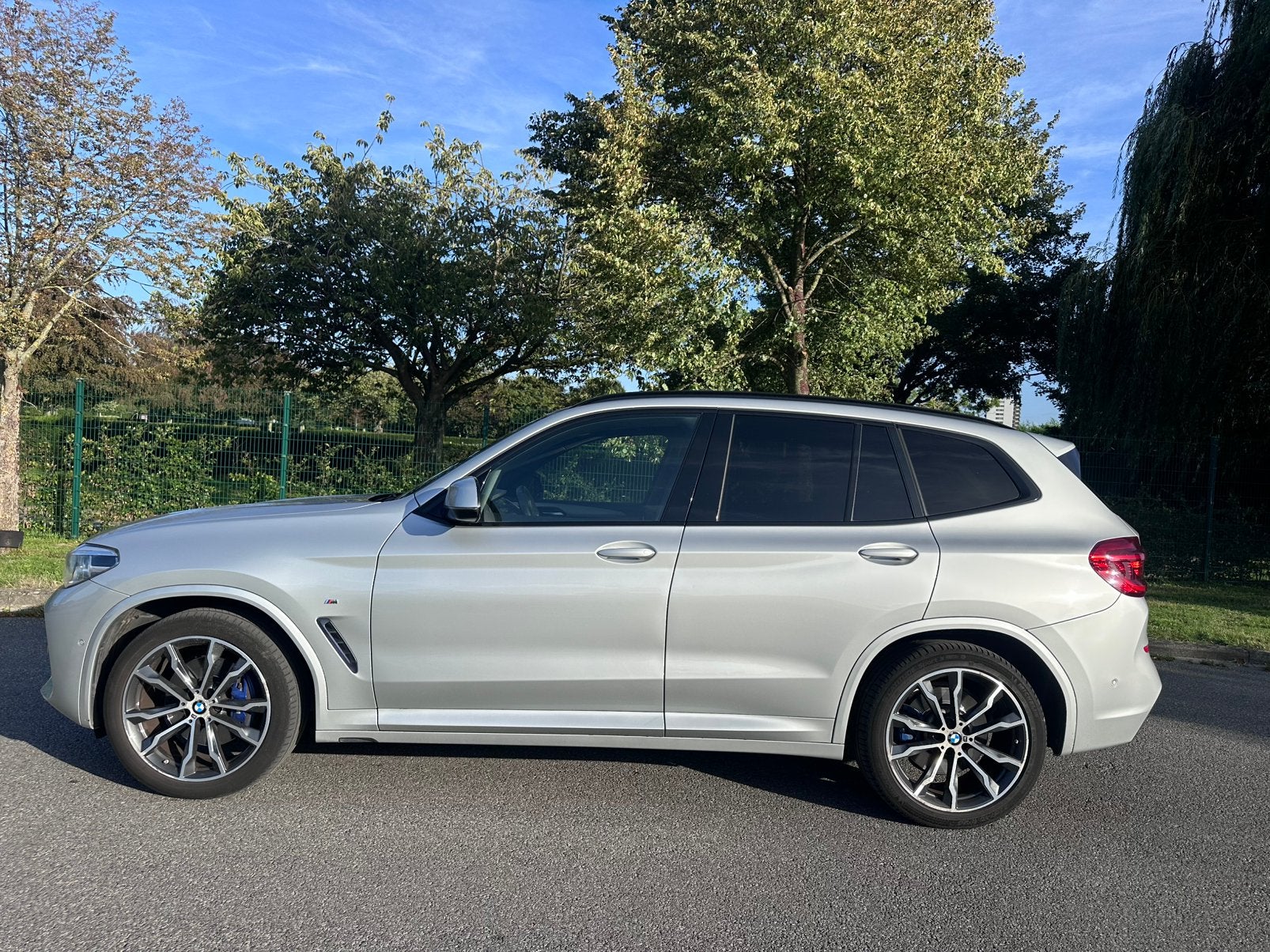 BMW X3 2.0 xDrive30i M Pack Pano Keyless HUD Led Full Option, Autos, Argent ou Gris, Achat, Euro 6, Entretenue par le concessionnaire