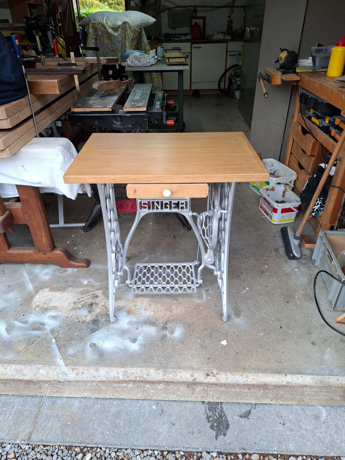 SINGER naaimachinetafel, Antiek en Kunst, Ophalen