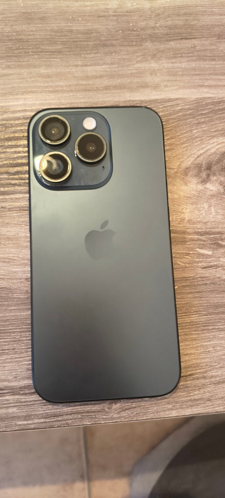 iPhone 15 Pro 256GB — Zeer goede staat — 380€, Telecommunicatie, Ophalen, IPhone 15