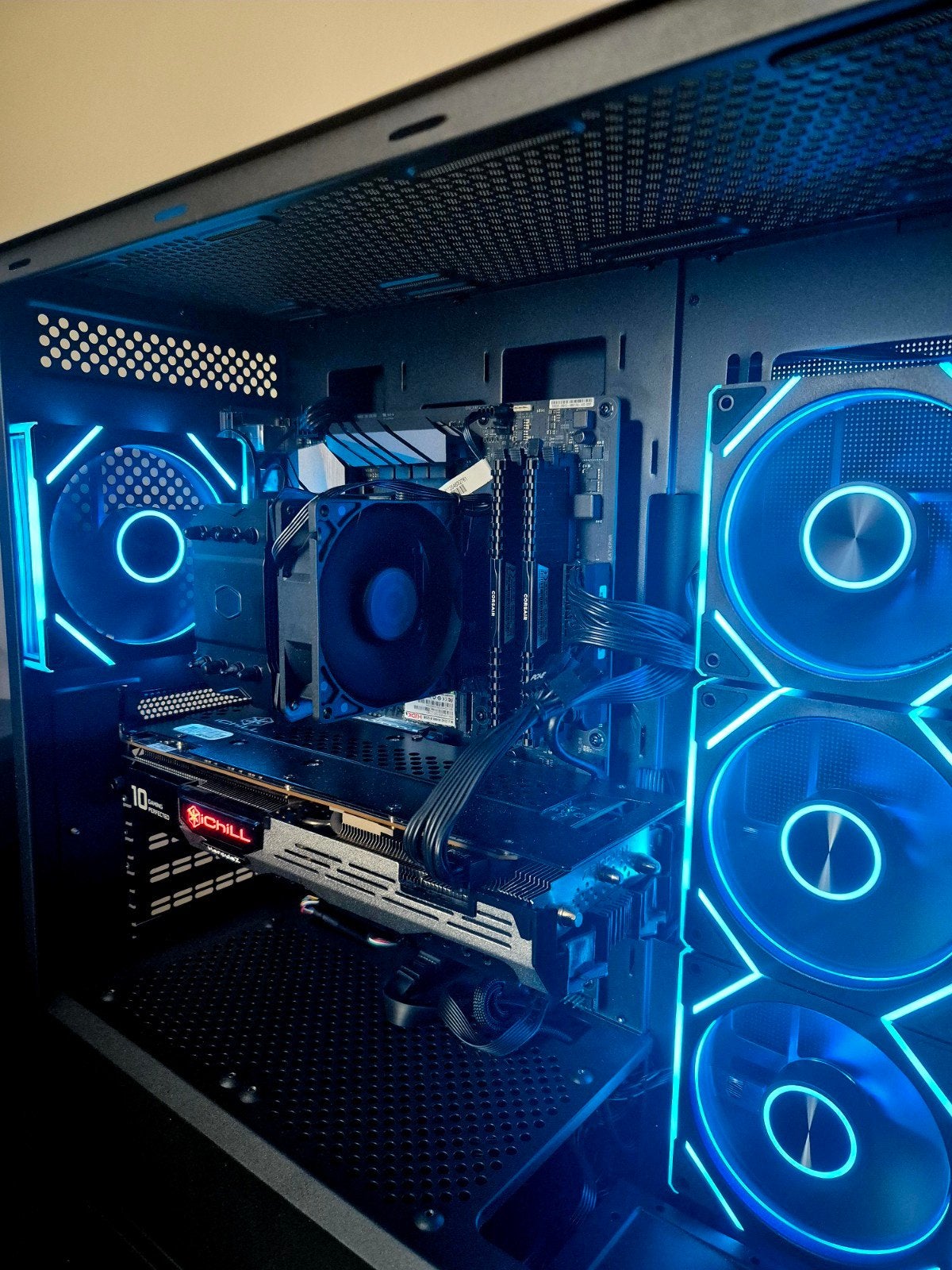 BUDGET Game Pc/GTX 1060 6GB/16GB Ram/ R5 /RGB, Computers en Software, Ophalen, Zo goed als nieuw, Gaming, SSD