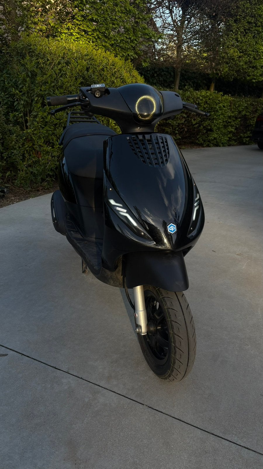 Piaggio zip iget 4t 2025 E5, Fietsen en Brommers, Ophalen, Zo goed als nieuw, Zip