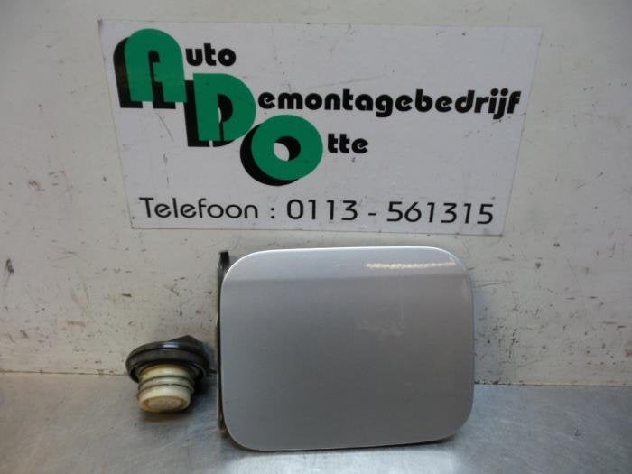 Clapet réservoir d'un Nissan Primera (Primera W99-) (KLO), -, 3 mois de garantie, Utilisé, -