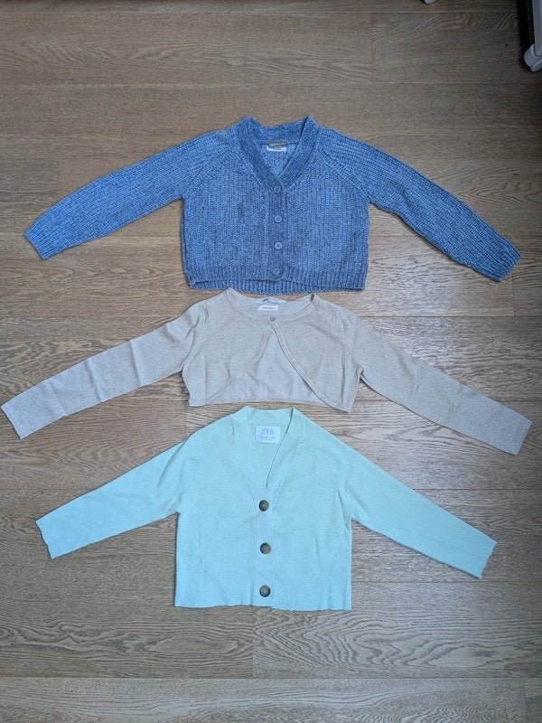 cardigans fille - taille 134 (9 ans), Enfants & Bébés, Enlèvement, Utilisé, Fille