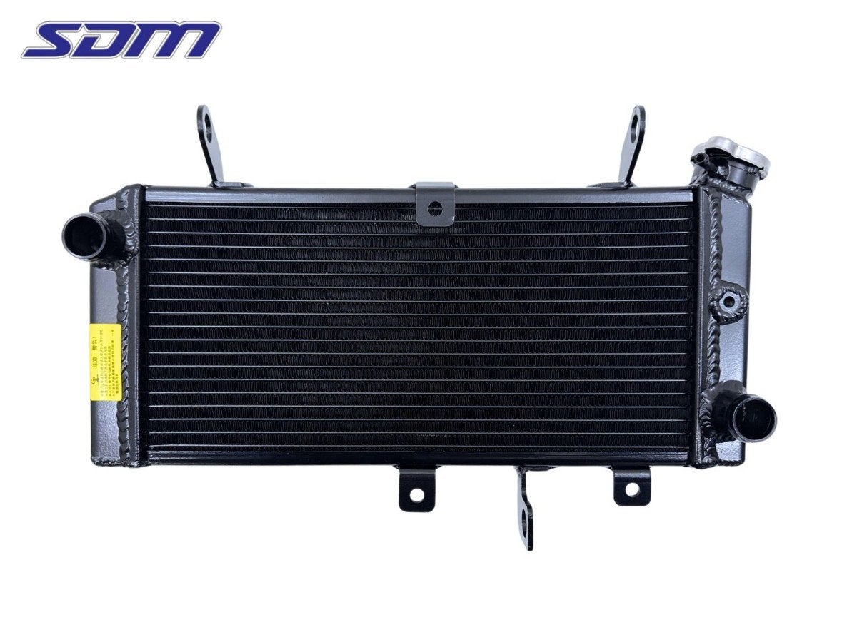 RADIATEUR EAU Suzuki SV 650 2016-2018 (17710-18K00), Suzuki Deutschland GmbH, Neuf, Kontakt@suzuki.de, Suzuki-Allee 7
64625  Bensheim, DE