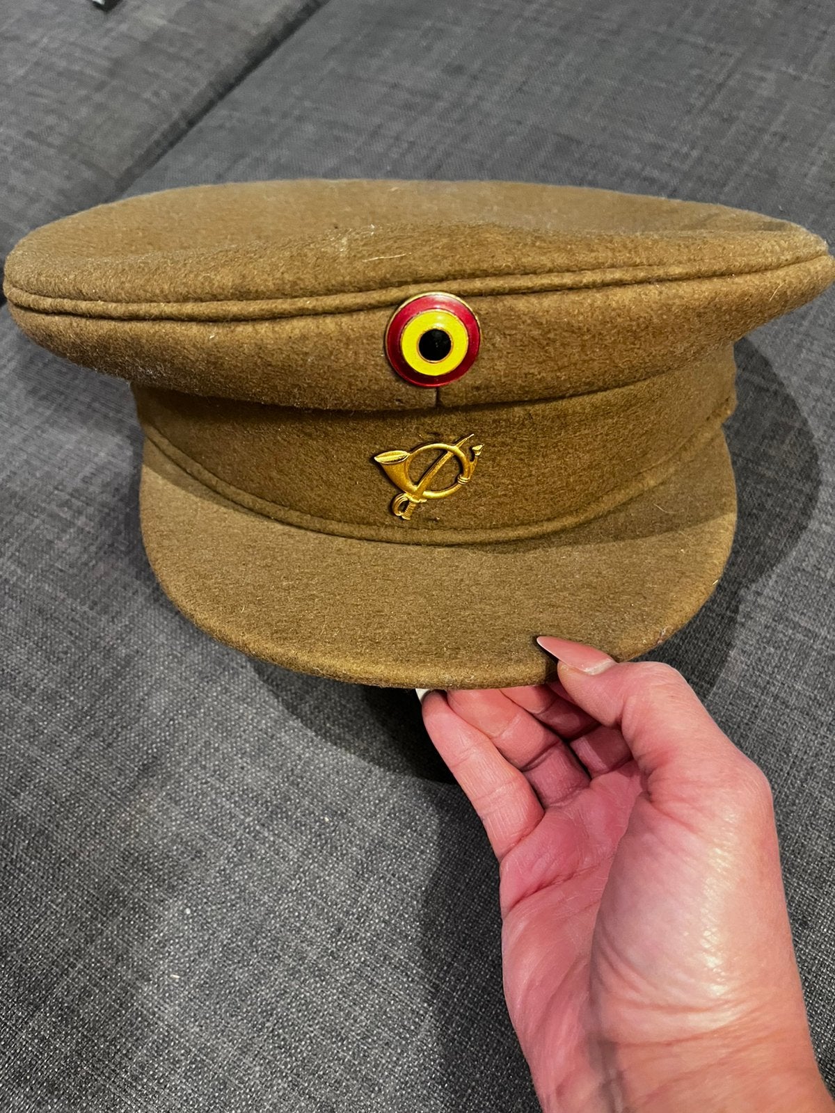 Casquette militaire, Enlèvement ou Envoi, Porté, Casquette