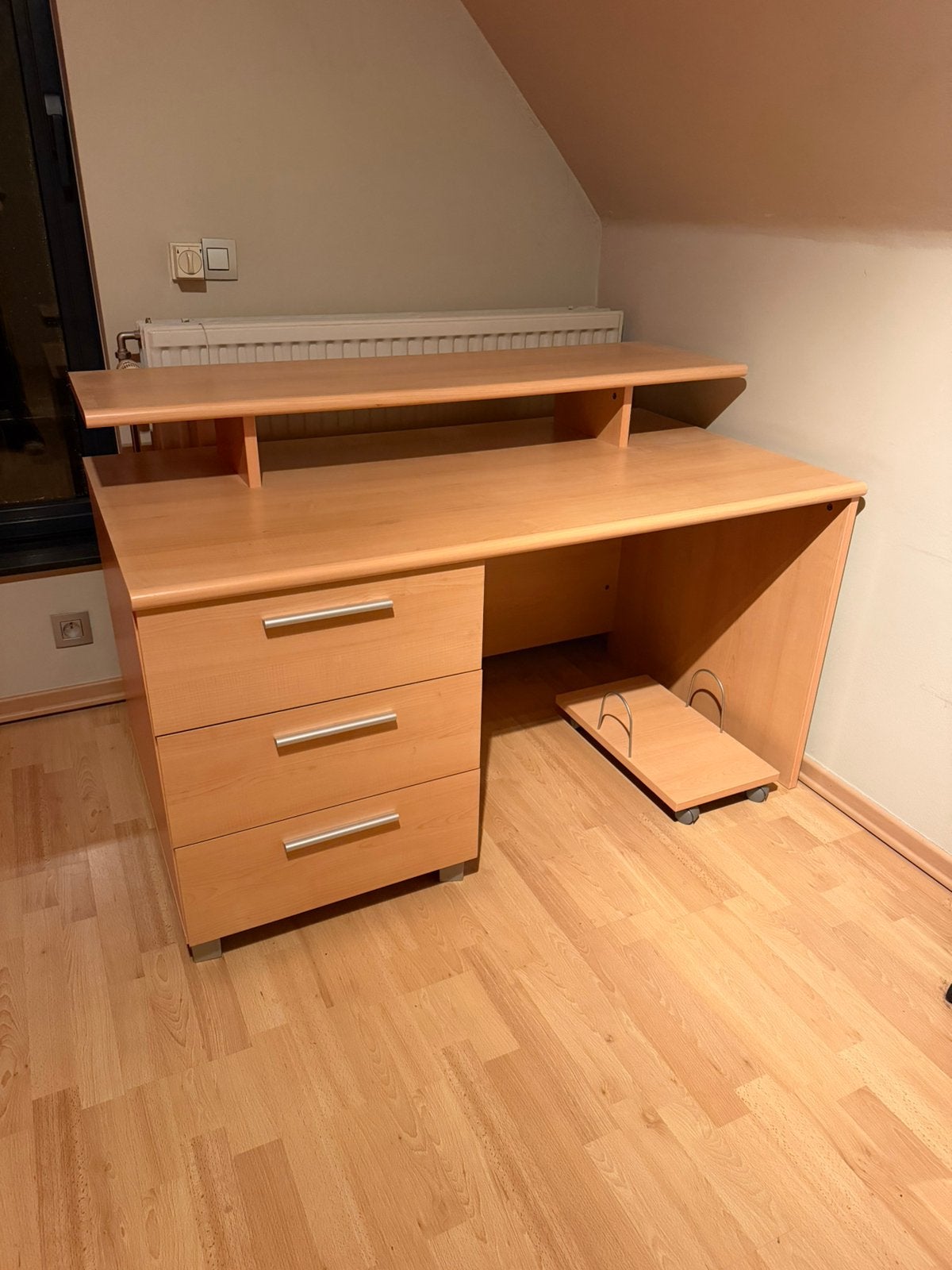 Bureau robuste et spacieux, Maison & Meubles, Enlèvement, Espace de rangement, Utilisé, Bureau-armoire combiné