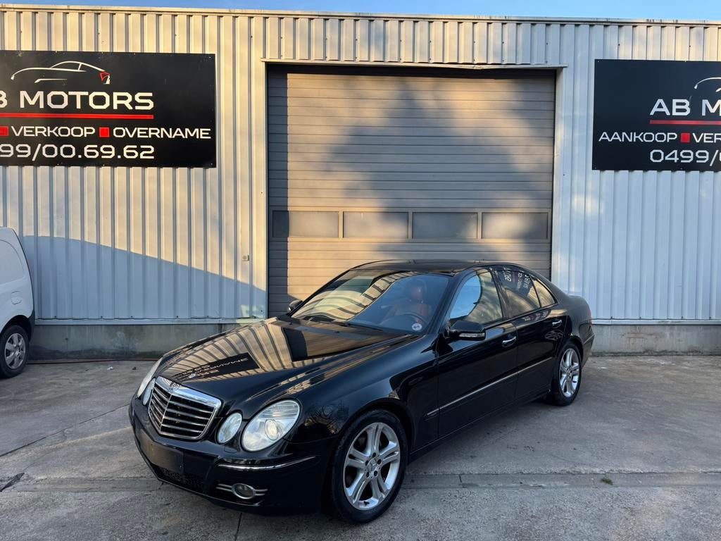 Mercedes-Benz E280 Benzine Avantgarde Pano  xenon, Auto's, Mercedes-Benz, Bedrijf, Te koop, Bluetooth, Benzine, Euro 4, Ophalen
