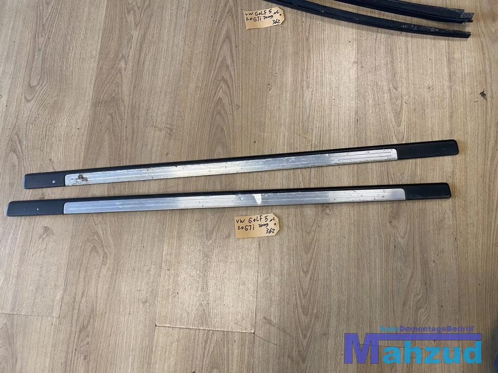 VW GOLF 5 GTI 3 deurs instaplijst links rechts 2003-2009, Gebruikt, Volkswagen, Volkswagen AG, Vw@volkswagen.de