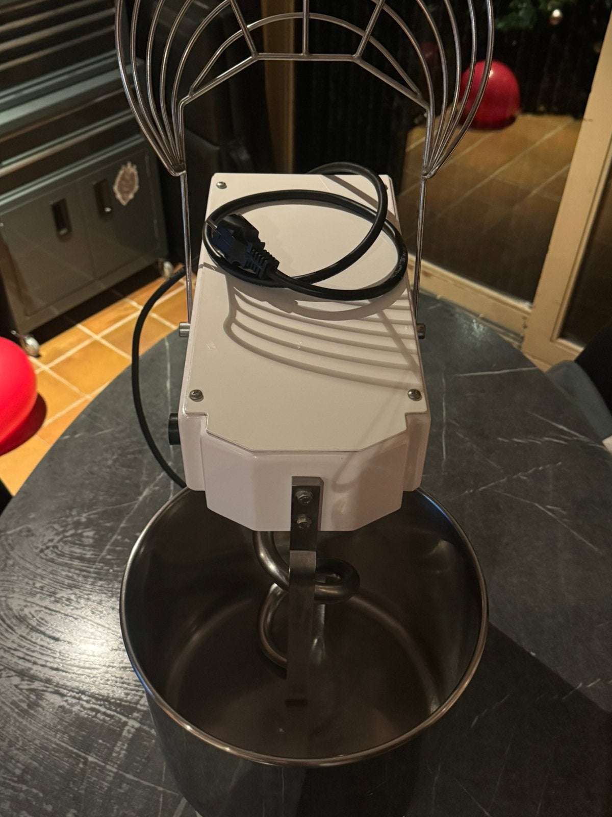 Deegkneder / spiraalkneder C.P. Srl (8 kg), Ophalen