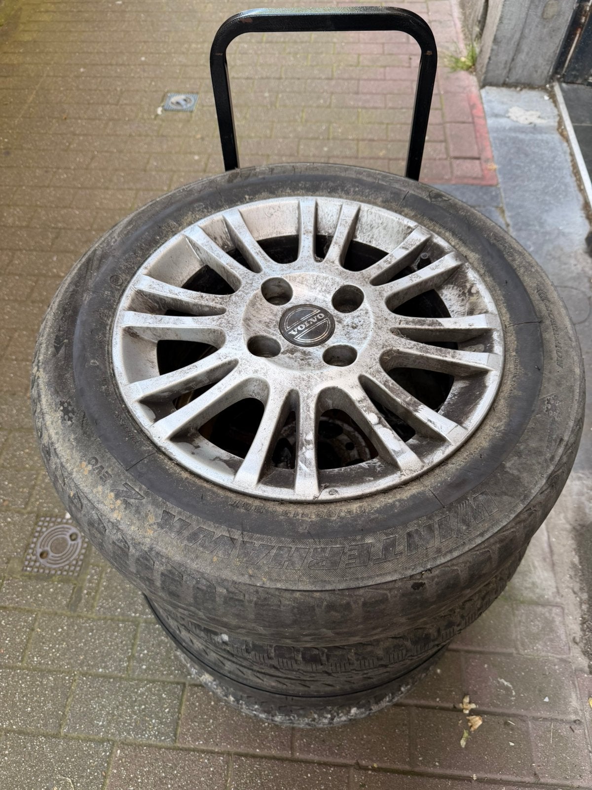 4 originele Volvo V40 16" velgen — jaar 2004, Auto-onderdelen, Ophalen, Gebruikt, Velg(en), 16 inch