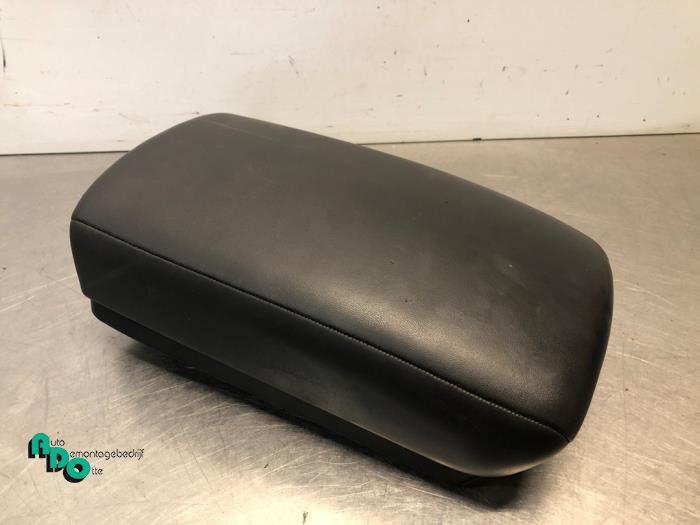 Accoudoir d'un Nissan Qashqai (Qashqai 07-), -, 3 mois de garantie, Utilisé, -
