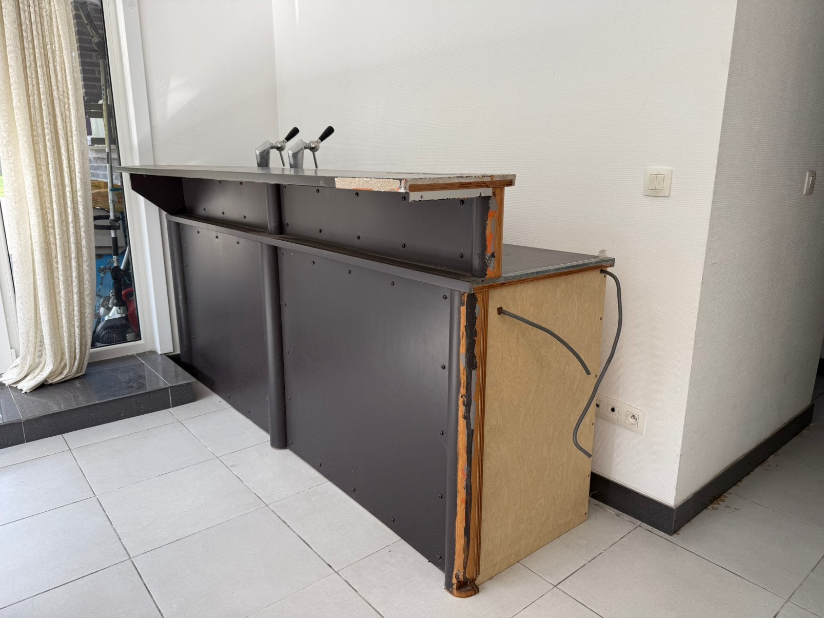 Bar avec 2 robinets à vendre, Enlèvement, Utilisé