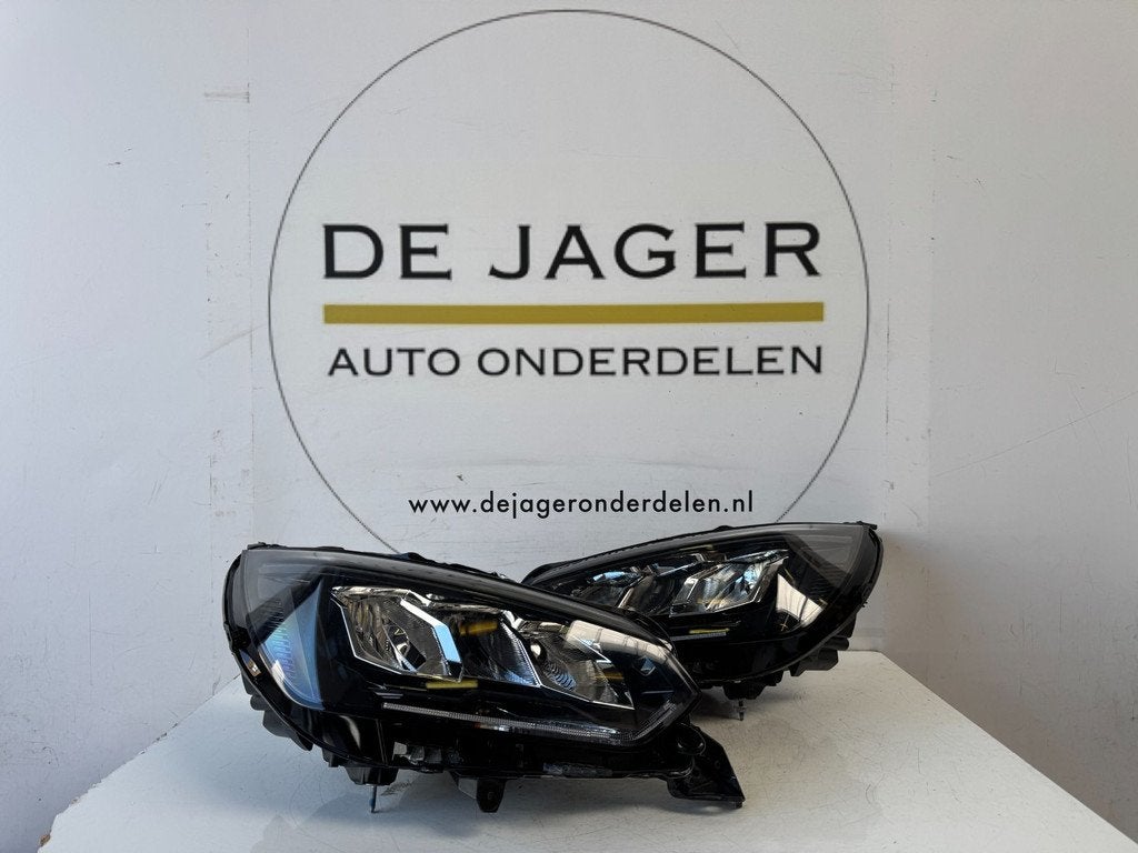 Phares LED pour Peugeot 208 II (2008) - R f rences : 9855524, Autos : Pièces & Accessoires, Taurusavenue 1
2132 LS  Hoofddorp, NL