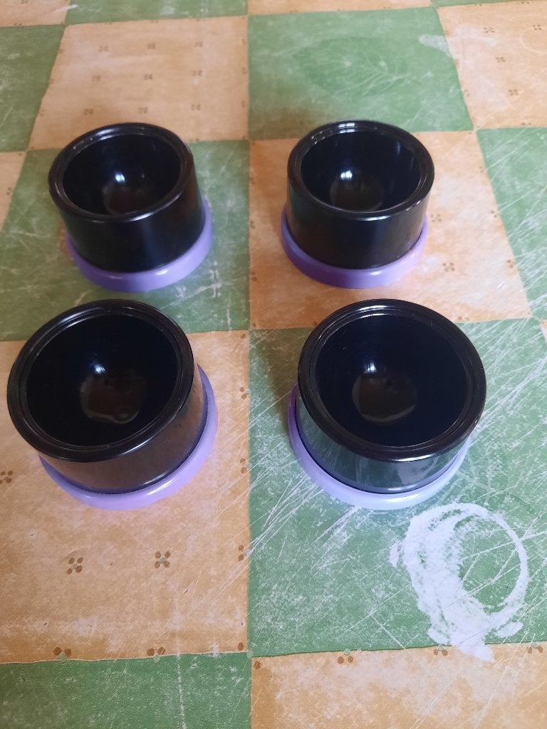 4 pvc eierdopjes, Huis en Inrichting, Ophalen of Verzenden
