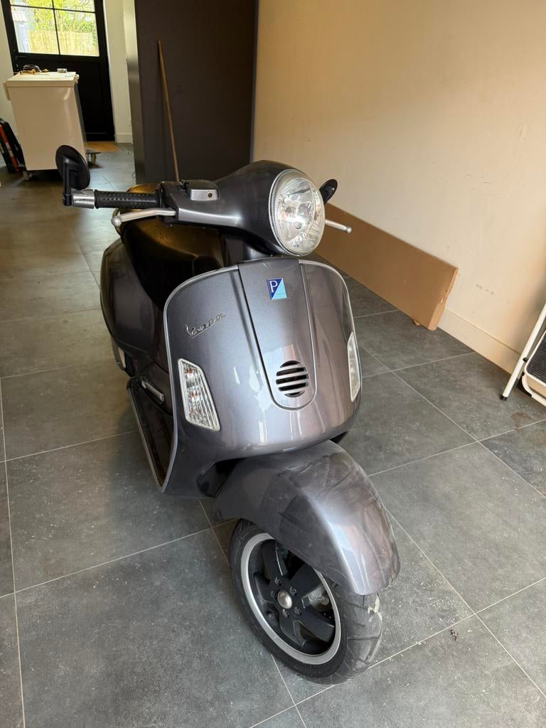 Vespa 200cc gt, Motoren, Particulier