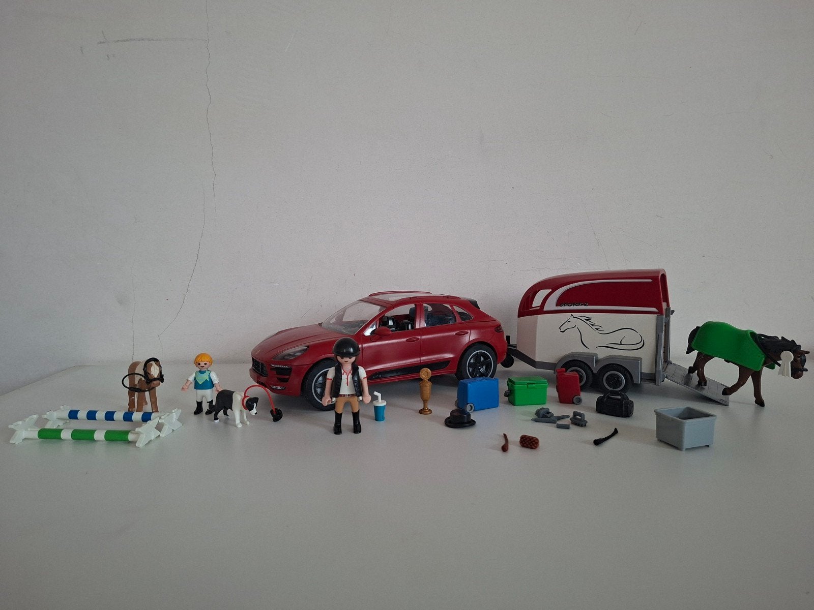 Playmobil Porsche met aanhangwagen 9376, Ophalen, Voertuig, Zo goed als nieuw, Sports & action