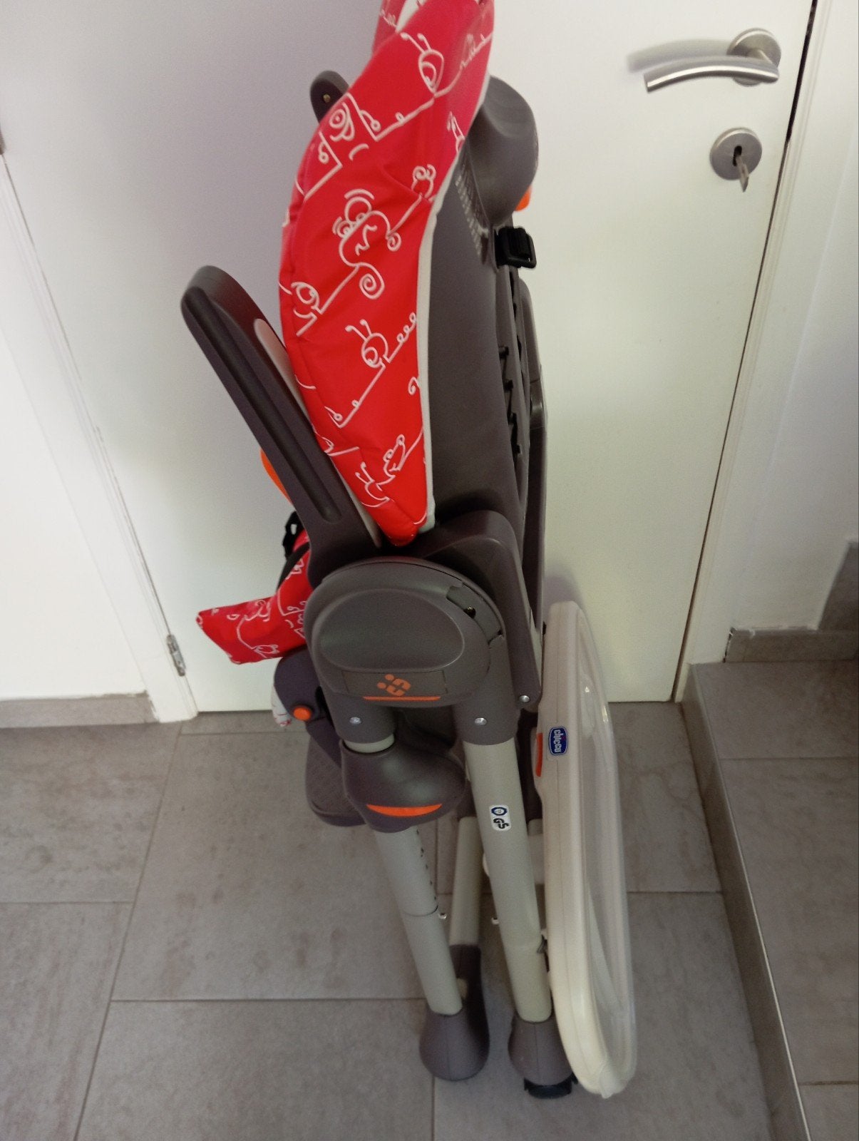 Chaise pour enfant, Enlèvement