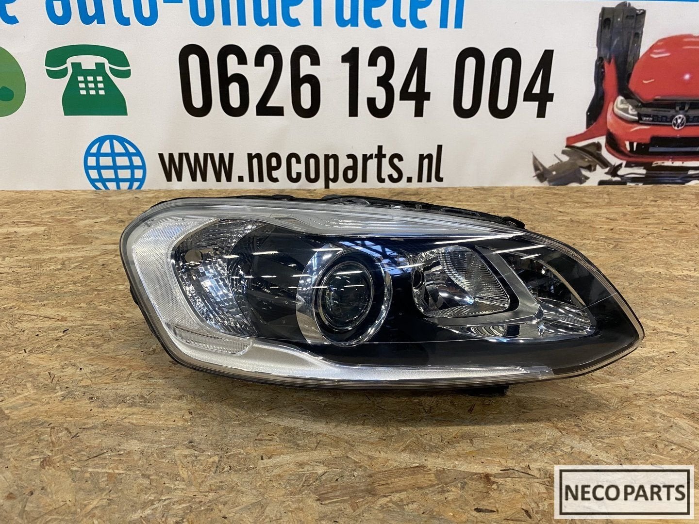 Volvo XC60 facelift xenon koplamp rechts 31420258 31420268, -, -, -, Enlèvement ou Envoi