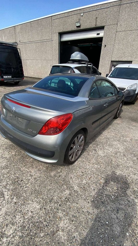 Peugeot 207 automaat bj2007 benzine eur4 (automatique), Autos, Argent ou Gris, Achat, https://public.car-pass.be/vhr/d962ad4f-5c39-4f34-a0e1-6e126709c328
