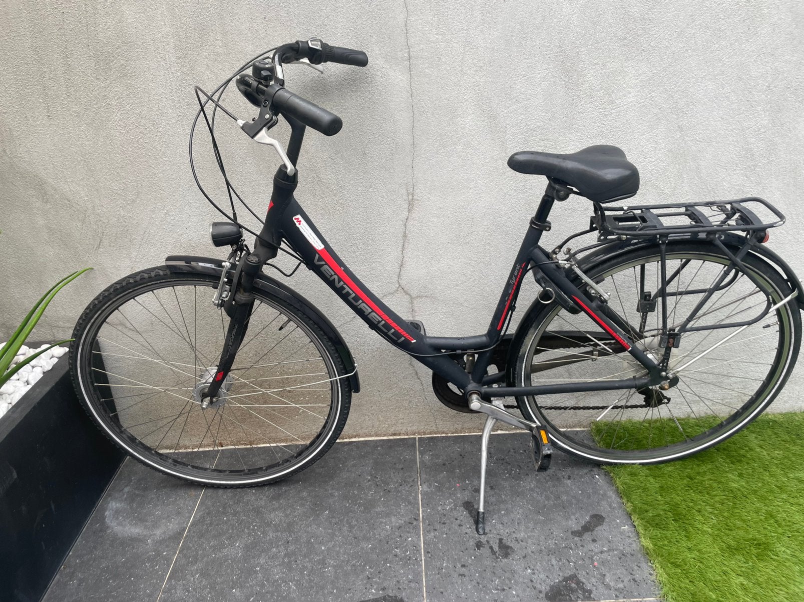 Venturelli damesfiets in goede staat, Accès (extra) bas, Frein sur jante, Enlèvement, Utilisé