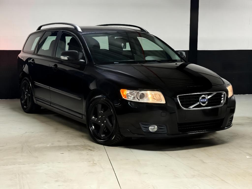 VOLVO V50 1.6D /NAVI/AIRCO/LEDER/START-STOP/TOP STAAT✅, Autos, Volvo, Cuir, Entreprise, Garantie prolongée, Boîte manuelle