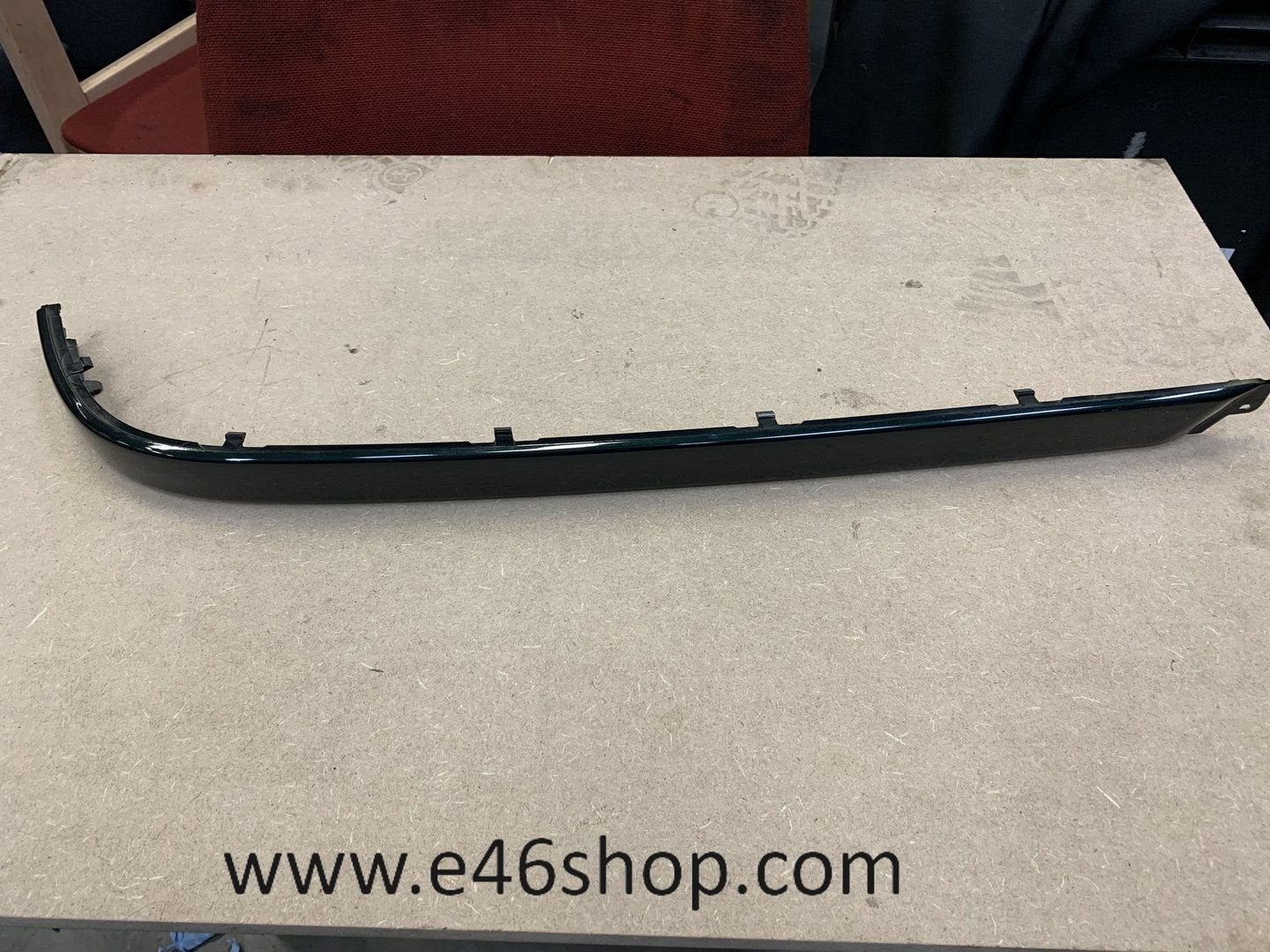 BMW 5 E39 BUMPER LIJST RECHTS ACHTER OE 7005880, -, Utilisé, -, Enlèvement ou Envoi