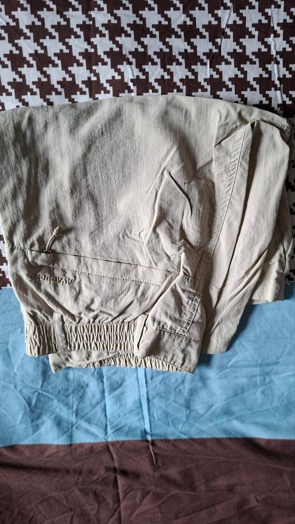 Ayacucho beige short Maat 38, Ophalen, Maat 38/40 (M)
