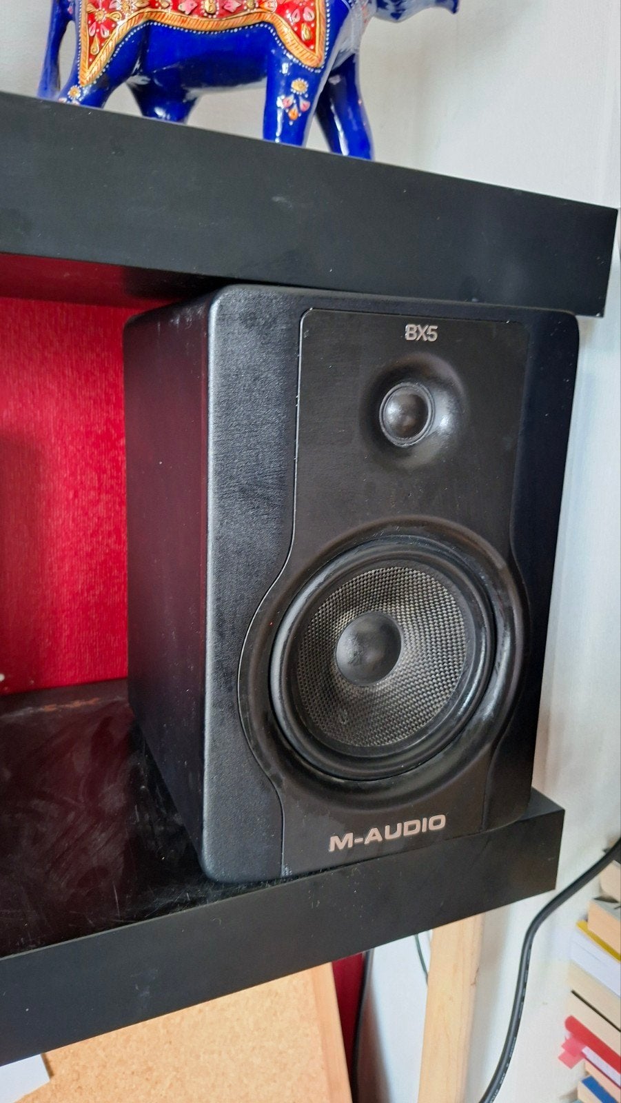 M-Audio BX5 d2 Studio Monitors (set van 2) 

Ik verkoop mijn, Ophalen of Verzenden