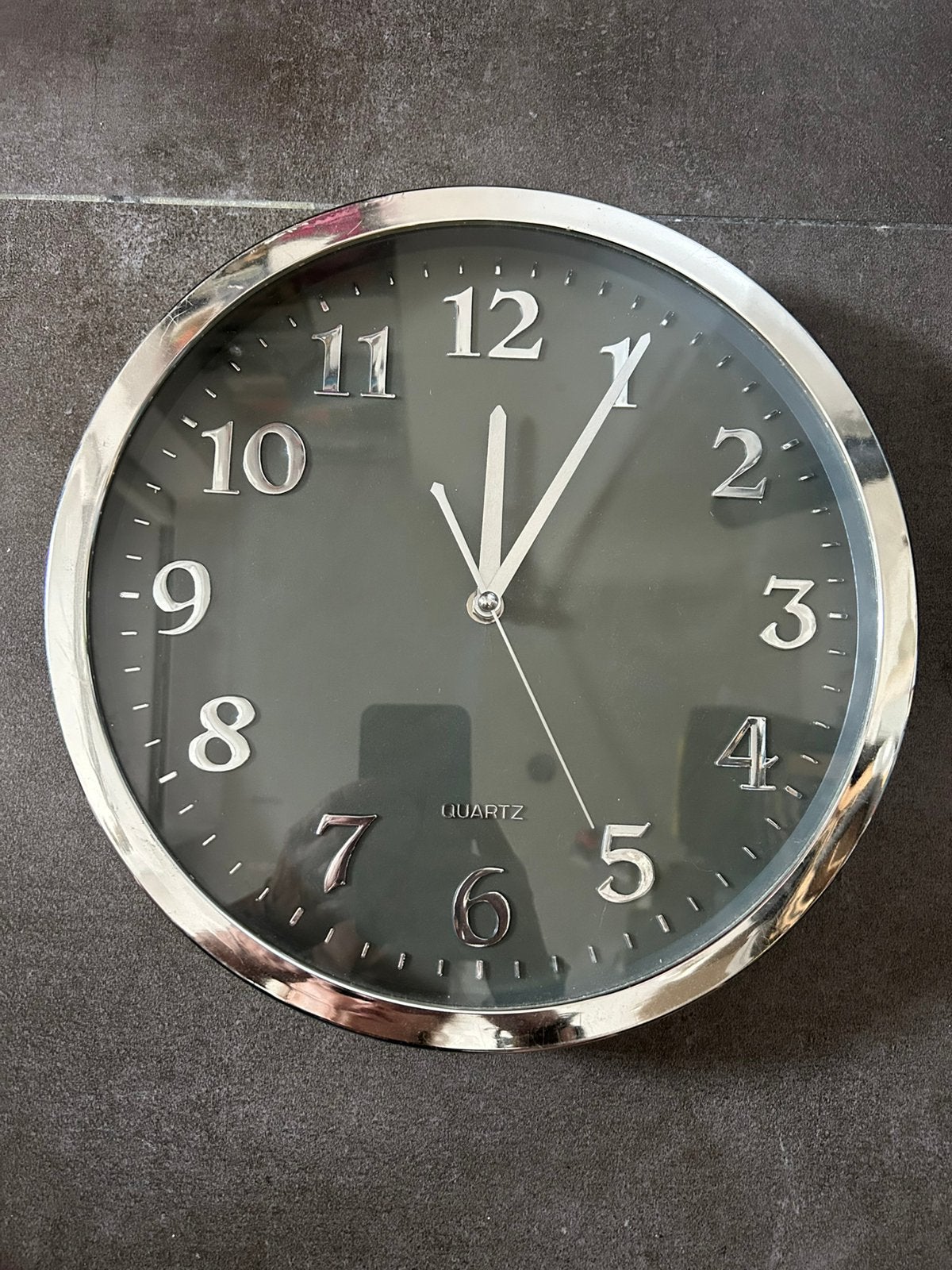 Wandklok Quartz, Wandklok, Analoog, Werkt op batterijen, Ophalen of Verzenden