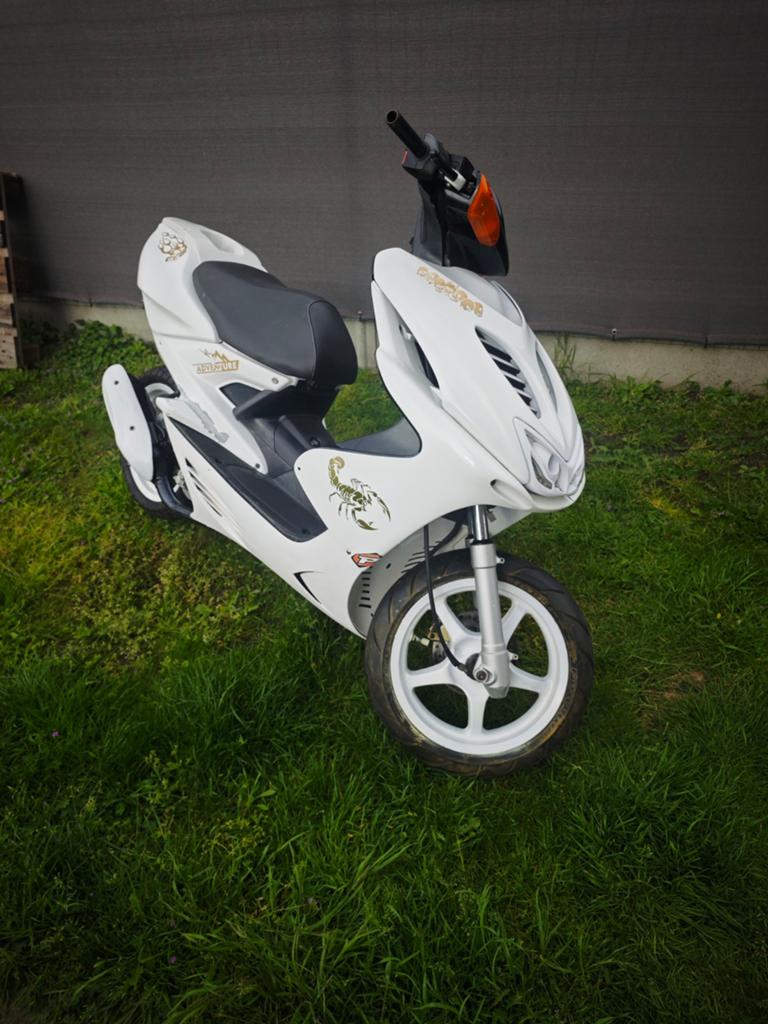 Yamaha aerox 50cc B klasse LC, Fietsen en Brommers, Ophalen, Aerox