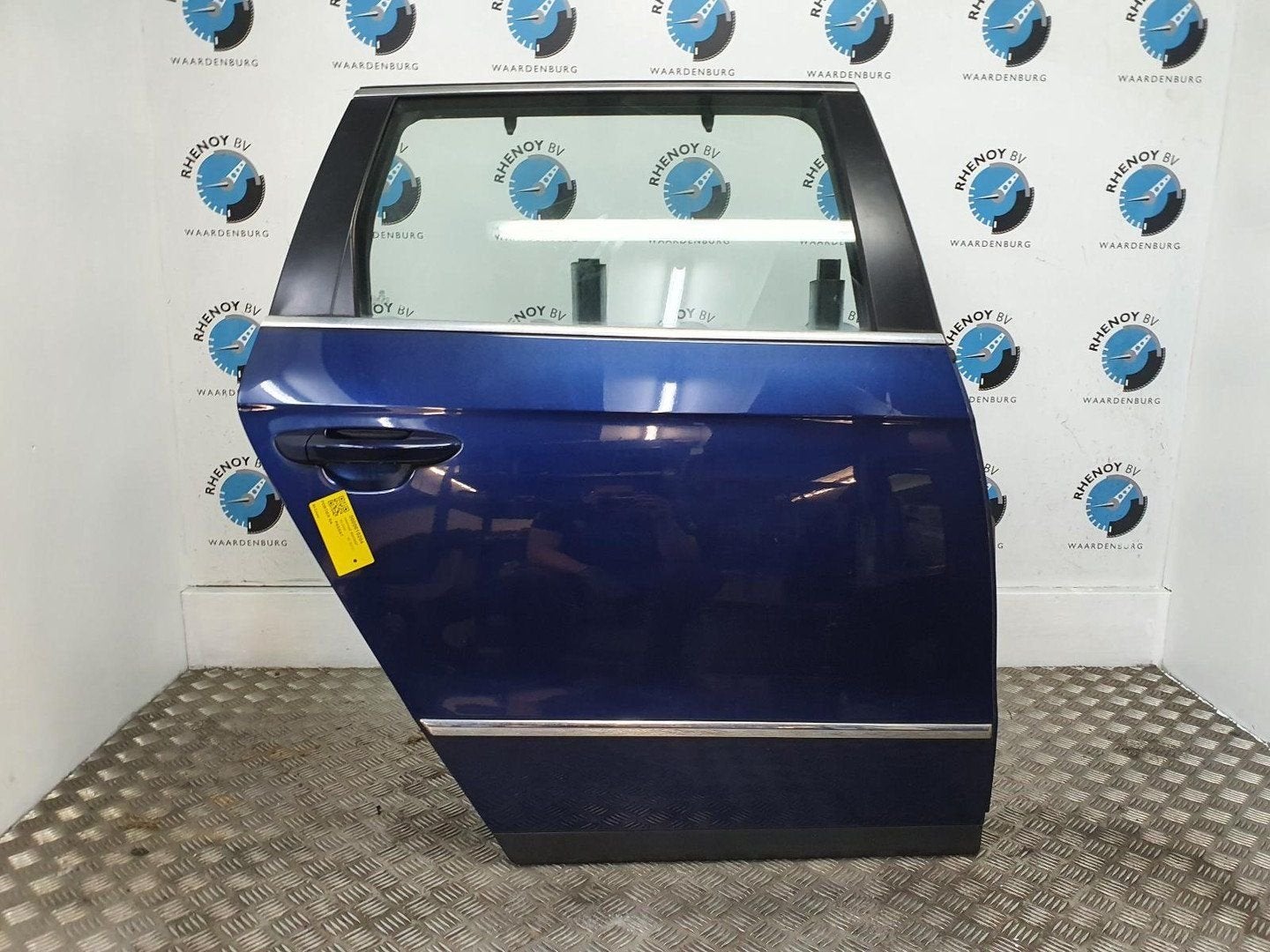 VOLKSWAGEN PASSAT 2.0 FSI Highline  PORTIER RA  2006, Enlèvement ou Envoi, Utilisé, Stiba membre