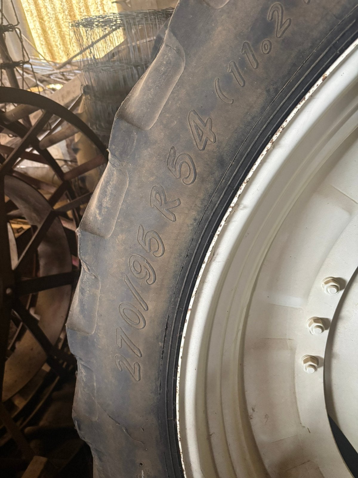 Wielen 270/95R54, Ophalen