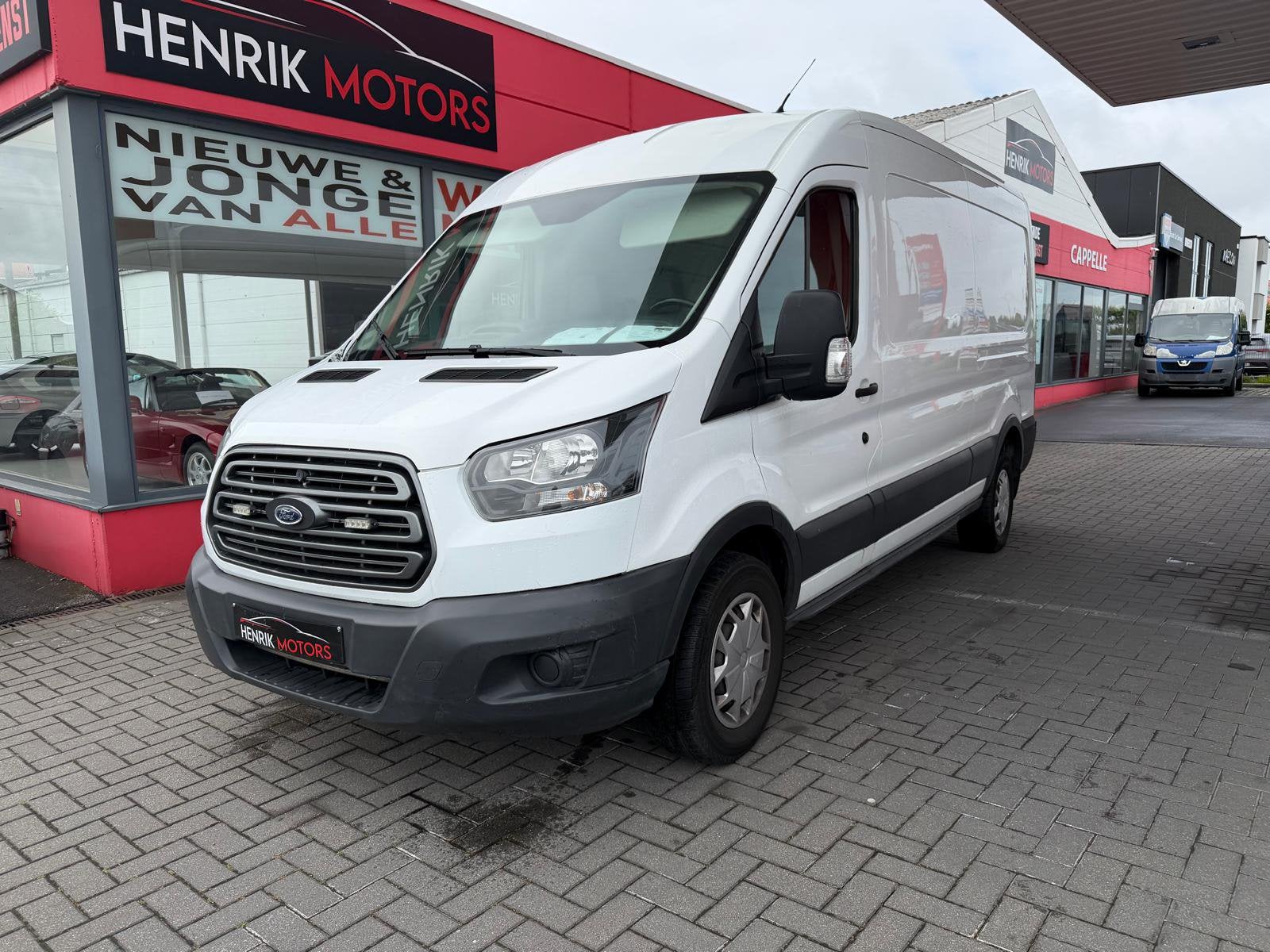 Ford Transit 2.0d •LICHTE VRACHT• •AIRCO• PROPERE STAAT, Auto's, https://public.car-pass.be/vhr/adda4e29-2fab-493e-a9d5-691cfc3562da