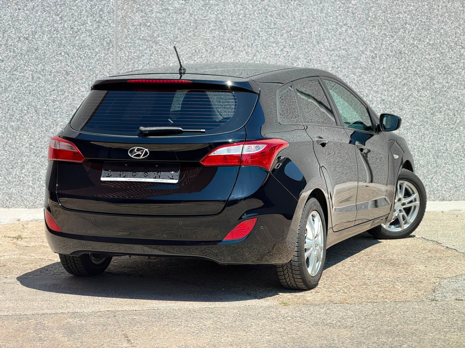 Hyundai i30 Break 1.4 essence 2014 Garantie 12 Mois, Autos, Euro 5, Achat, Entreprise, Boîte manuelle