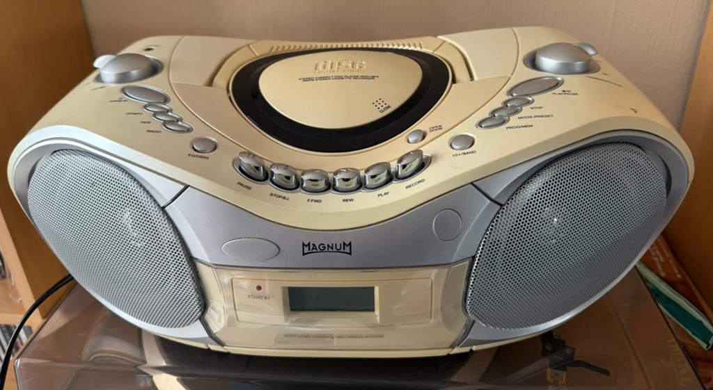 Lecteur CD/casette/MP3 Magnum (fonctionne toujours), TV, Hi-fi & Vidéo, Enlèvement, Comme neuf