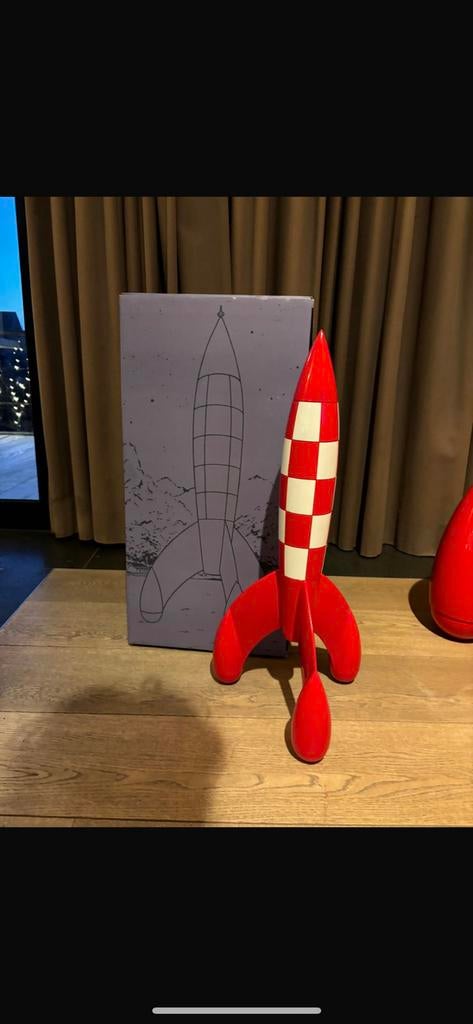 Fusee tintin moulinsart 2019, 30cm, 60cm en 90 cm te koop, Enlèvement ou Envoi, Tintin, Neuf, Statue ou Figurine