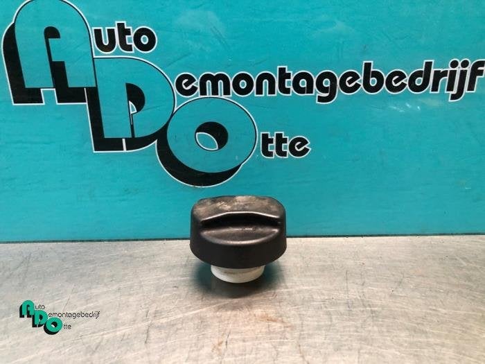 Bouchon réservoir d'un Opel Corsa (Corsa C 00-) (Z157), -, Opel, 3 mois de garantie, Utilisé