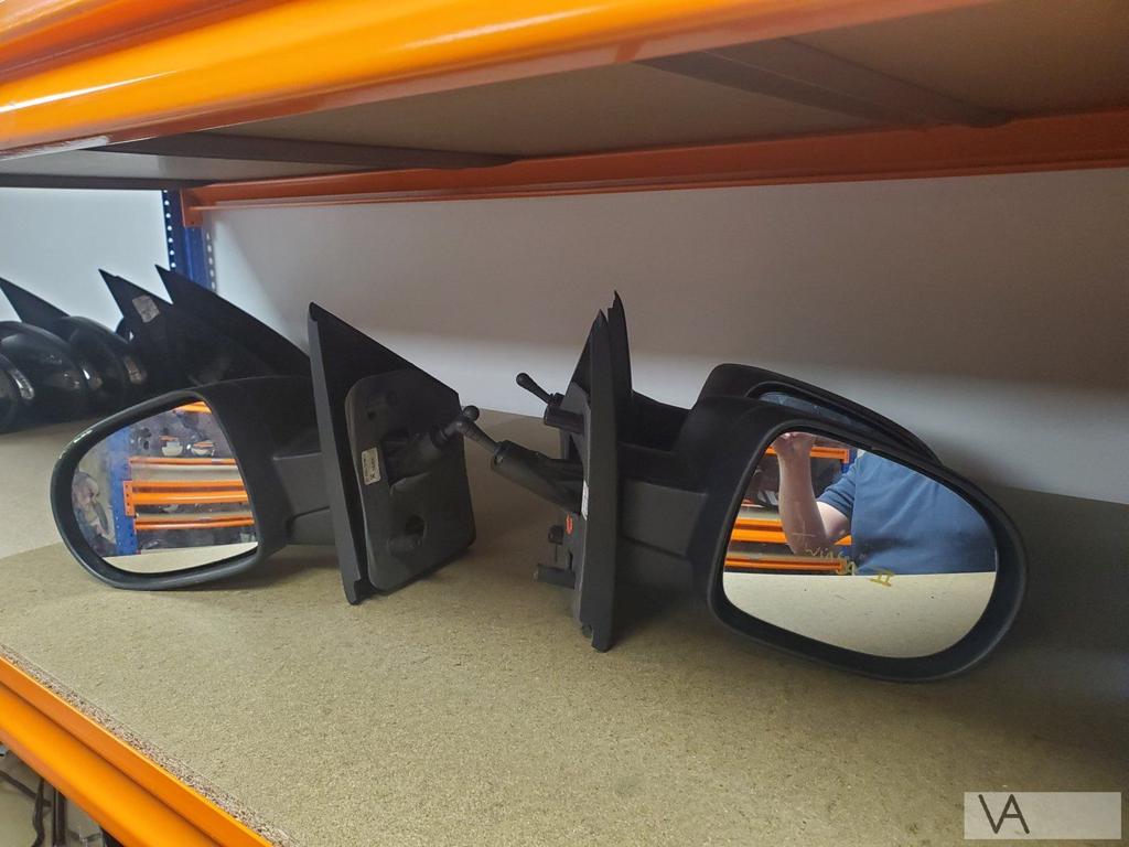 Renault Twingo 2 2011-2014 facelift spiegel handmatig rechts, Renault, -, Utilisé, -