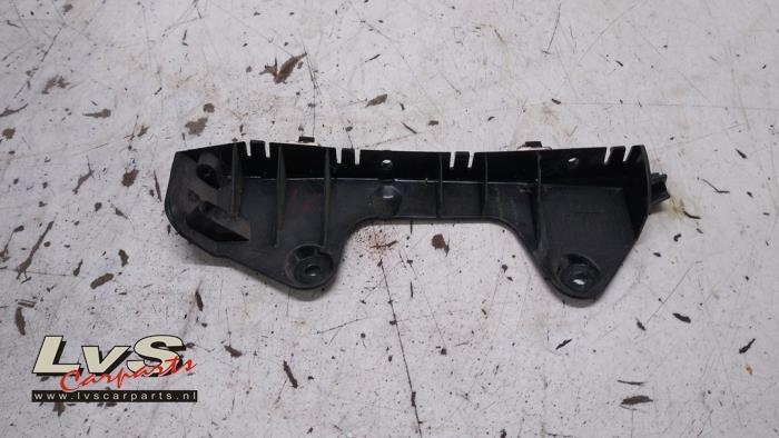 Support pare-chocs arrière gauche d'un Renault Clio, Renault, -, 3 mois de garantie, Utilisé