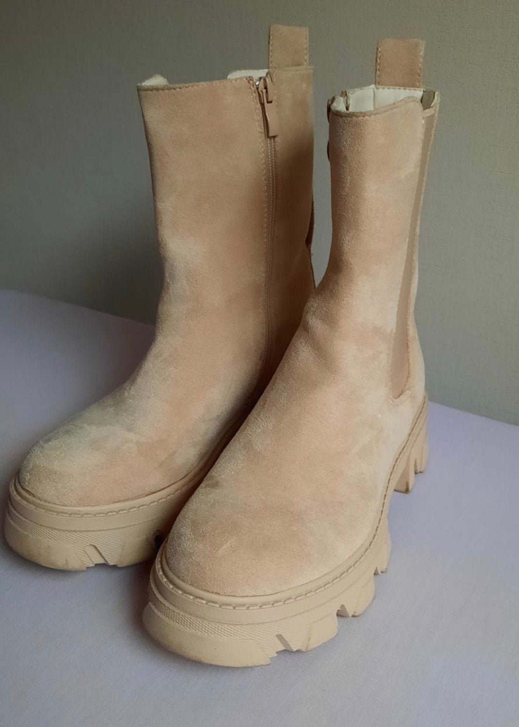 Beige enkellaarsjes maat 37, Ophalen, Beige, Lage of Enkellaarzen, Zo goed als nieuw