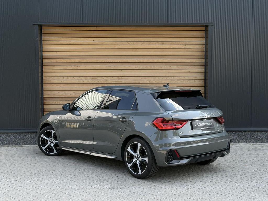 Audi A1 Sportback 35 TFSI Pro S-Line LED|STOELVERAWARMING|AU, Automaat, Zwart, Bedrijf, Berline