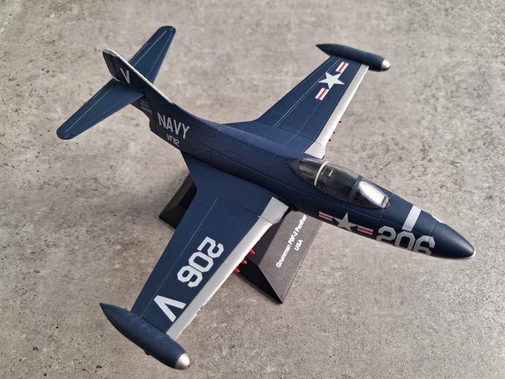 Modèle réduit avion FF-2 Grumman Panther, Enlèvement ou Envoi, Comme neuf, Modèle réduit