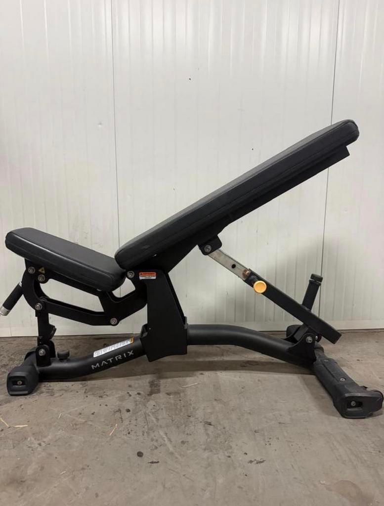 Matrix Adjustable bench / verstelbare halterbank / black, Ophalen, Gebruikt, Benen, Overige typen